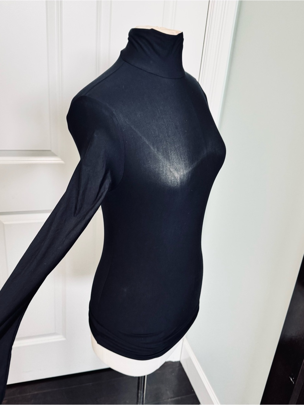 Brand new with tags Commando Black Long Sleeve Turtleneck Top - Picture 11 of 16